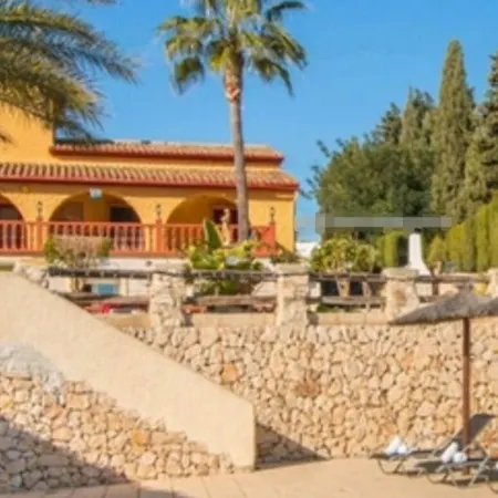Centro Turistico Village * كاليبي