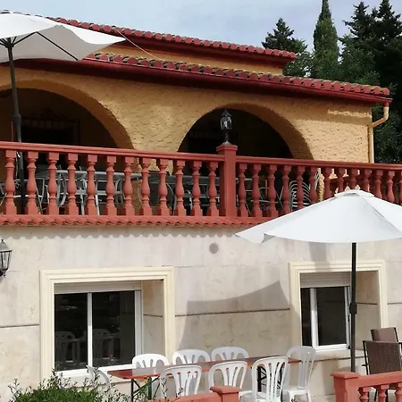 Centro Turistico Village * كاليبي