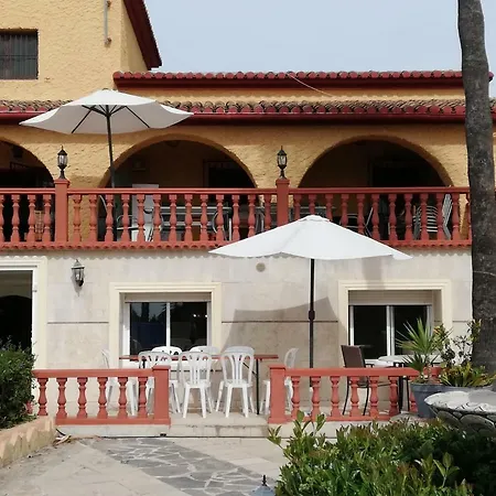 بيت للعطل Centro Turistico Village كاليبي